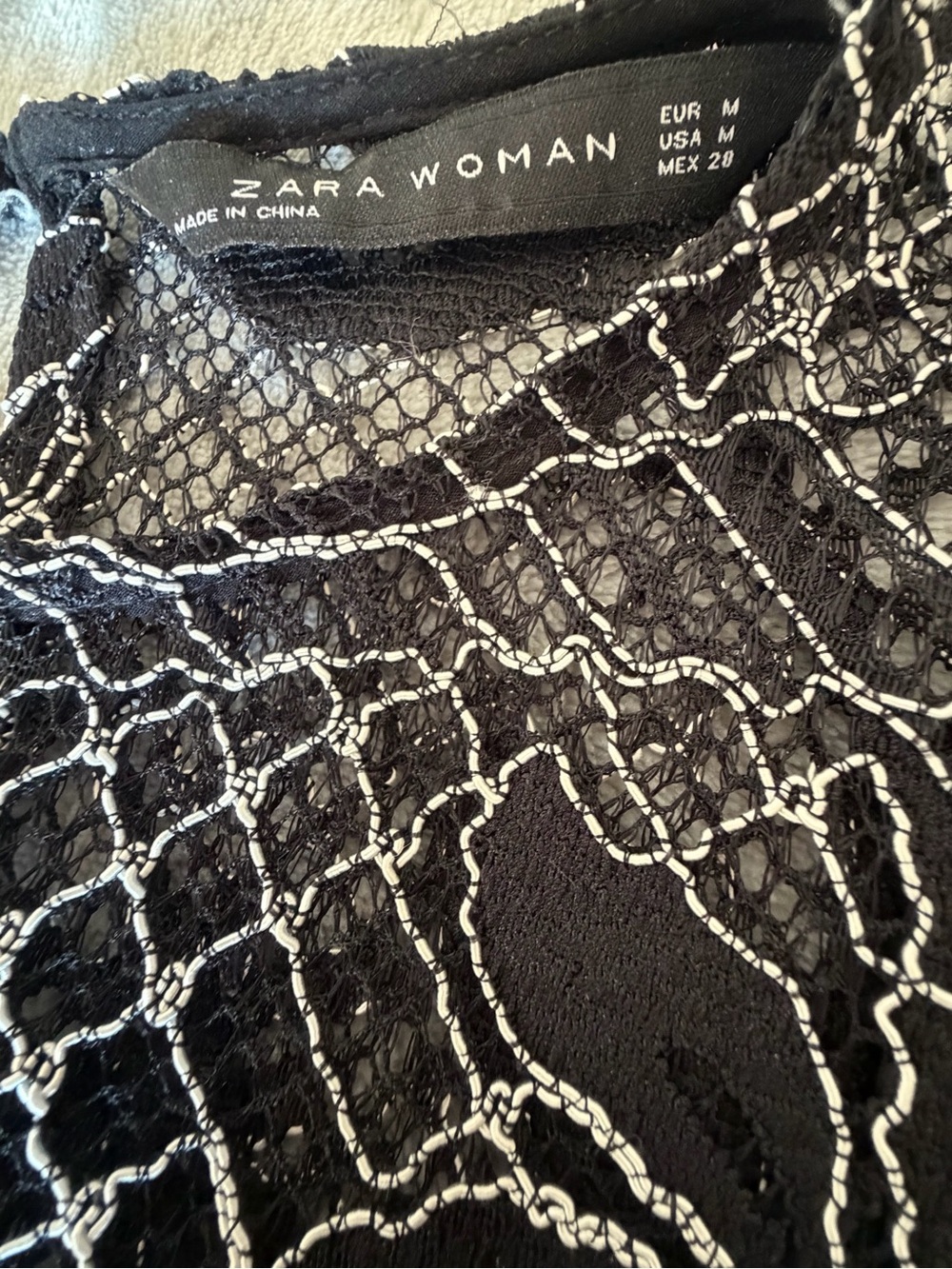 Zara Women's Black Lace Overlay Long-Sleeve Top - Picture 6 of 11